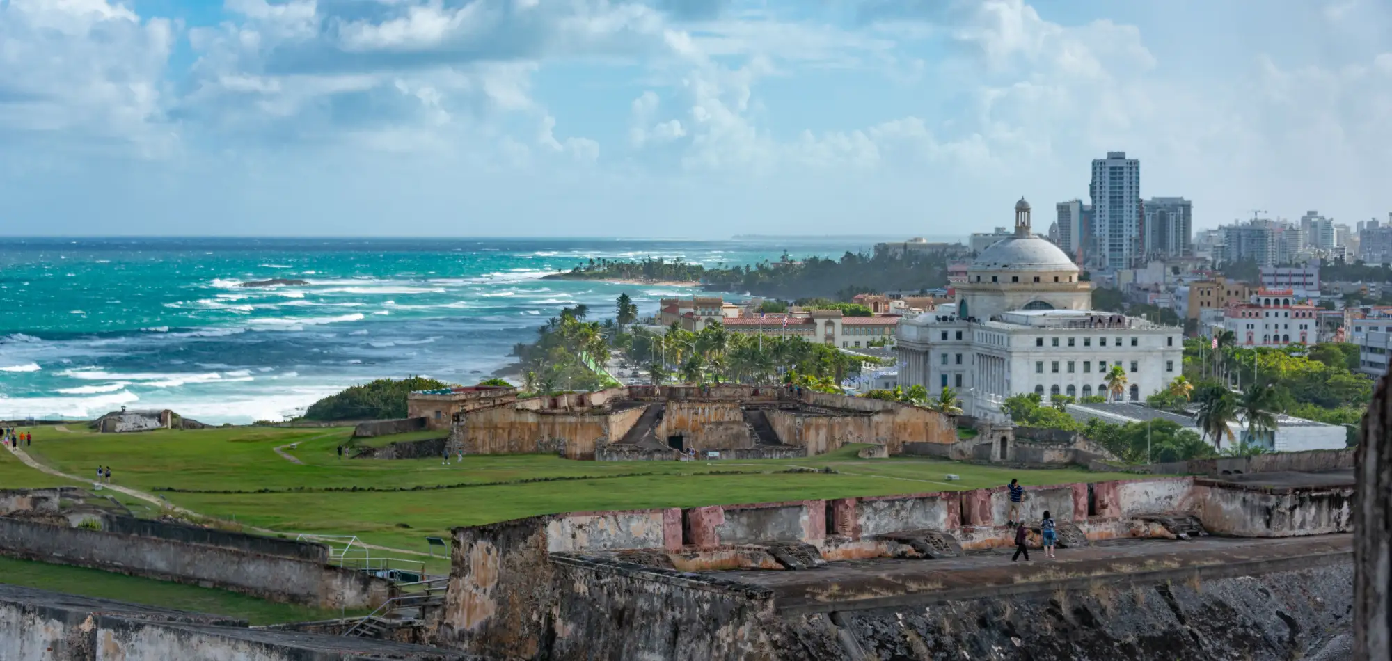 El Capitolio de San Juan y la costa de Puerto Rico